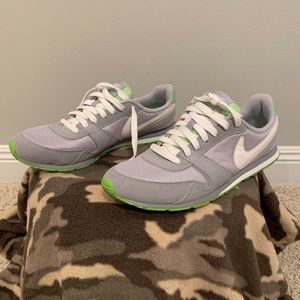 Nike women’s casual sneakers ($50 OBO)